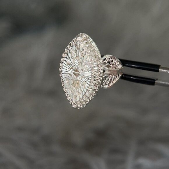 Simple Sterling Silver 925 Ring - Picture 7 of 9